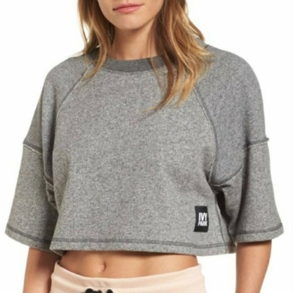 IVY PARK Tops - Ivy Park • Raw Edge Crop Short Sleeve